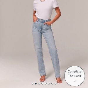 Abercrombie & Fitch Ultra High Rise Straight Jean